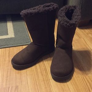 Summer sale! UNUSED Kohl’s Winter Boots